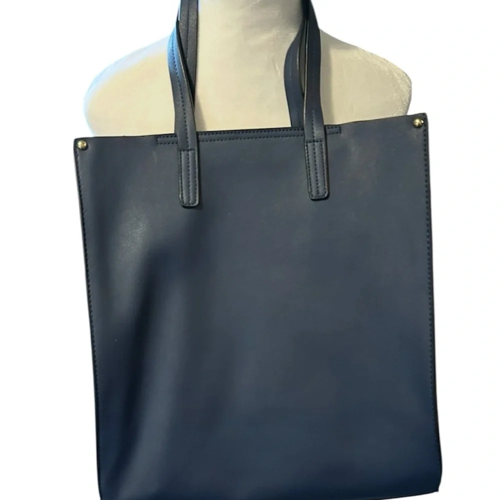 Navy Embossed Large Roomy Tote with extra purse and wallet - never used - Picture 3 of 7